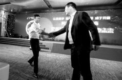 苏宁握手“阿百万”,线上线下提速决